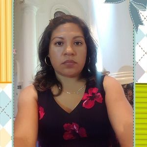 Meet your Posher, Juanita